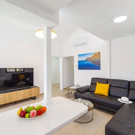 Villa Jose Lanzarote By *