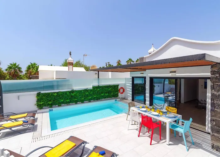 Jose Lanzarote By Villa *