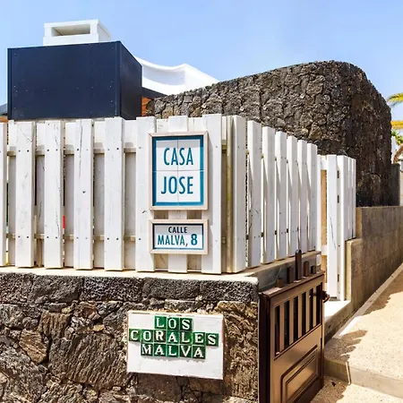 Jose Lanzarote By Villa *